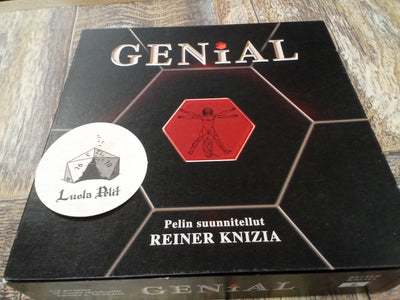 Käytetty GENIAL lautapeli